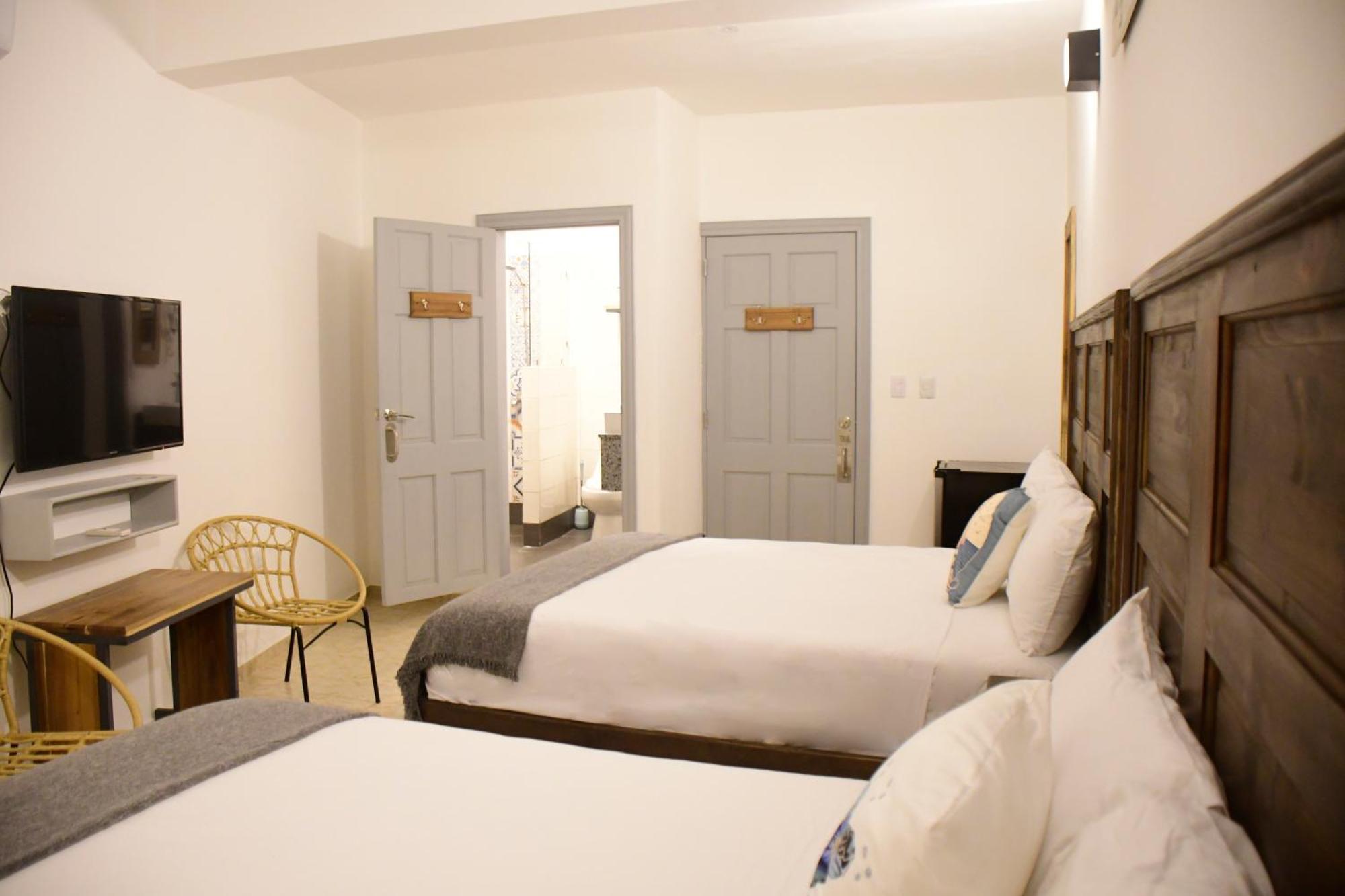 Hostal Marina Samana エクステリア 写真
